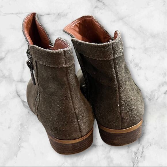 Lucky Brand Women's Suede Booties size 10 Zip up Short Low heel boots - Picture 3 of 9